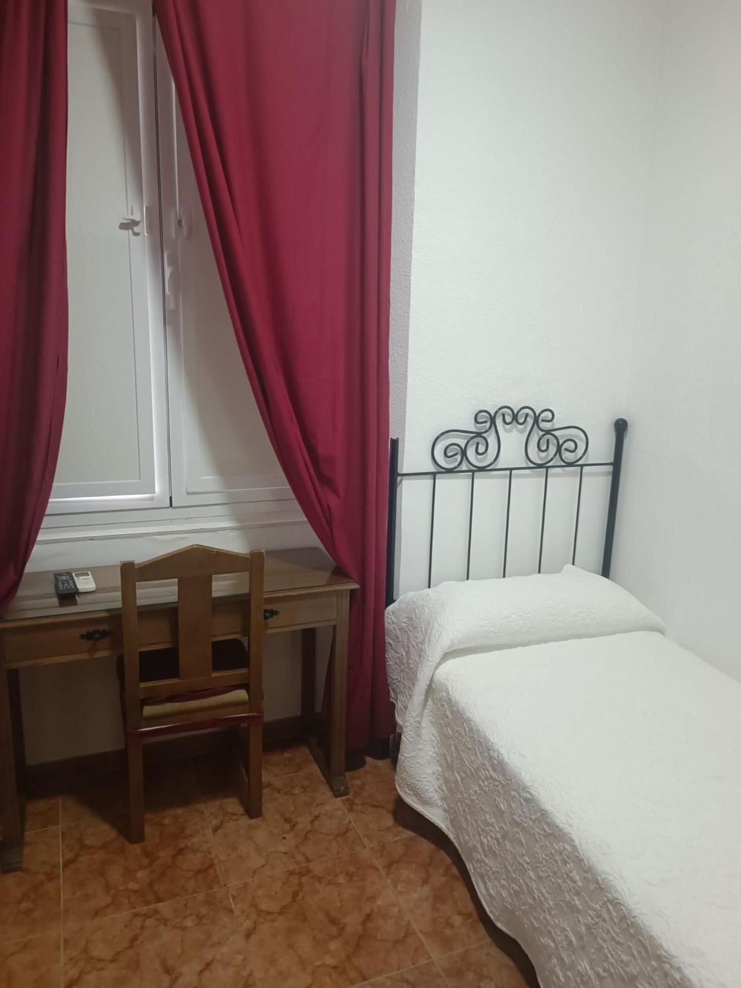 Rooms Los Montes Гранада Экстерьер фото