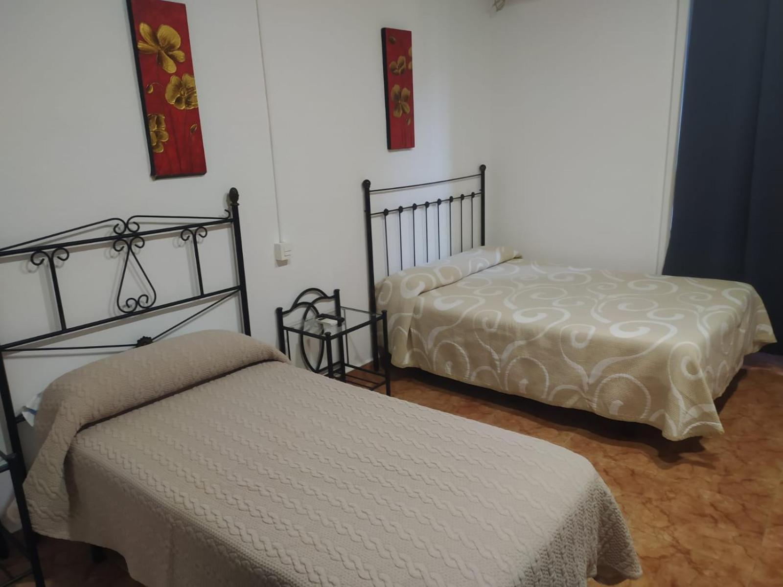 Rooms Los Montes Гранада Экстерьер фото
