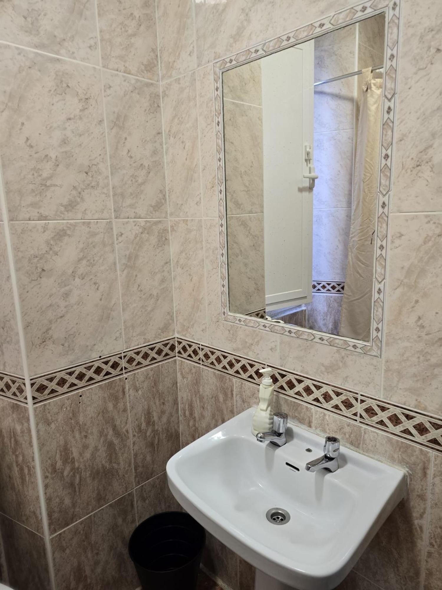 Rooms Los Montes Гранада Экстерьер фото